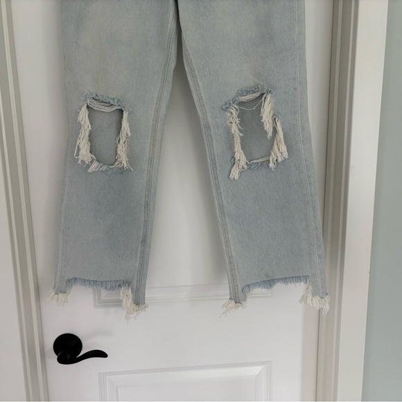 NWT Free People Maggie Mid Rise Distressed Jeans Size 28 - Picture 4 of 8